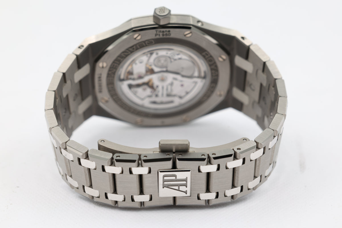 Audemars Piguet - Royal Oak Perpetual Calendar Ultra-Thin – Blue – 26586IP.OO.1240IP.01 – 2021