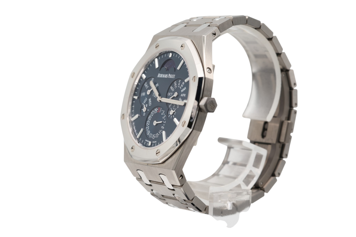 Audemars Piguet - Royal Oak Perpetual Calendar Ultra-Thin – Blue – 26586IP.OO.1240IP.01 – 2021
