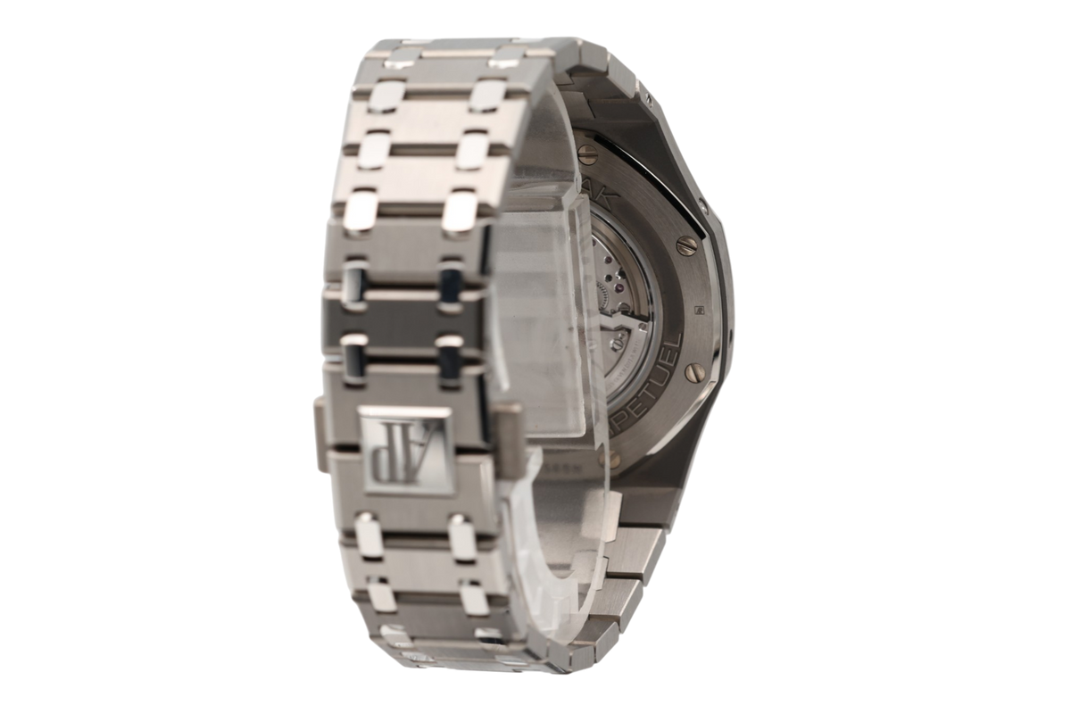 Audemars Piguet - Royal Oak Perpetual Calendar Ultra-Thin – Blue – 26586IP.OO.1240IP.01 – 2021