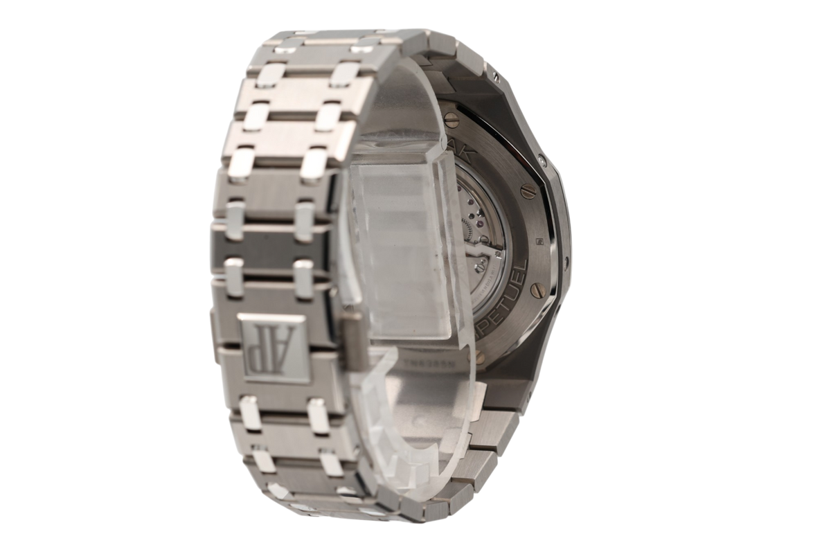 Audemars Piguet - Royal Oak Perpetual Calendar Ultra-Thin – Blue – 26586IP.OO.1240IP.01 – 2021