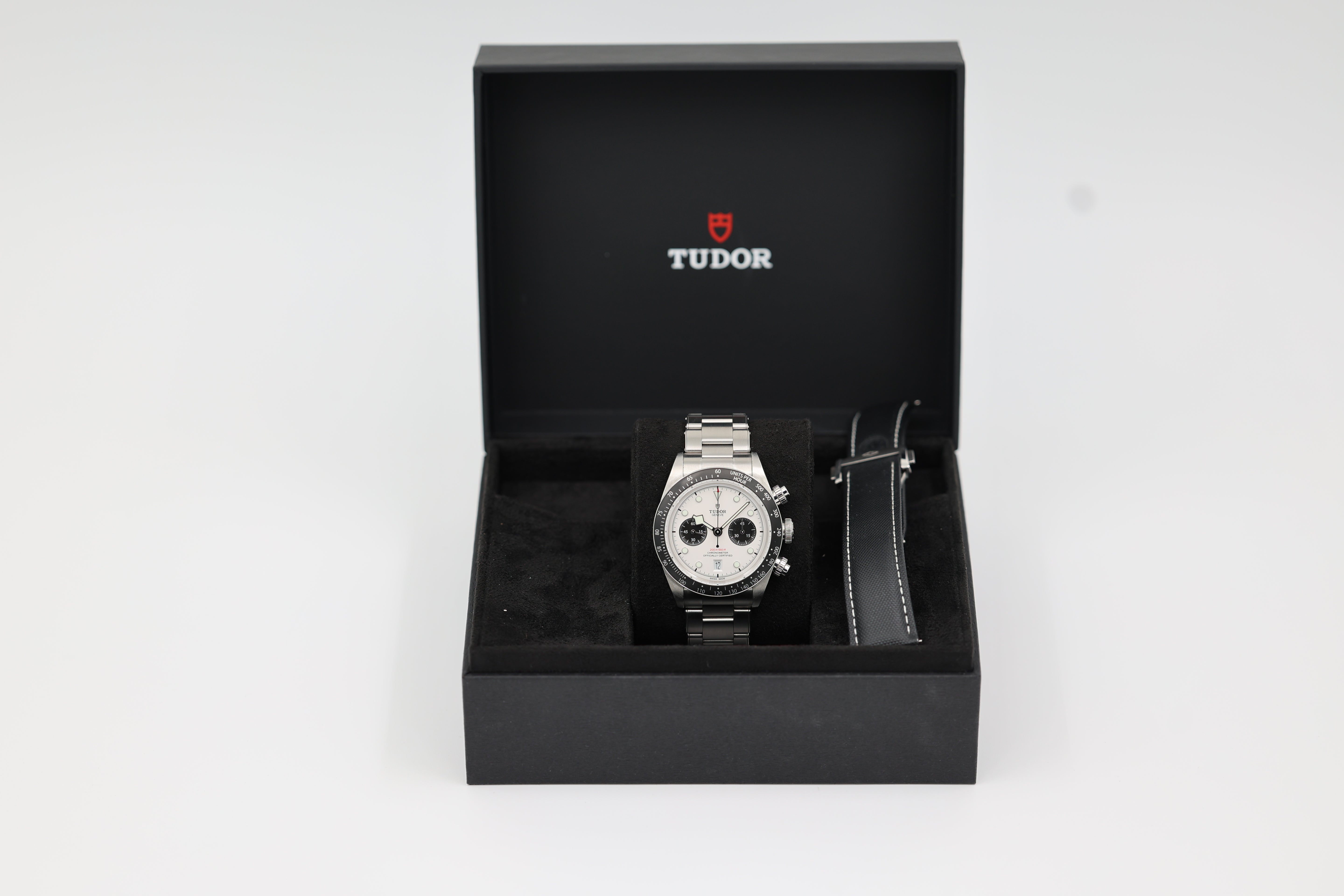 Tudor - Black Bay Chronograph - "Panda" - 79360N - 2024