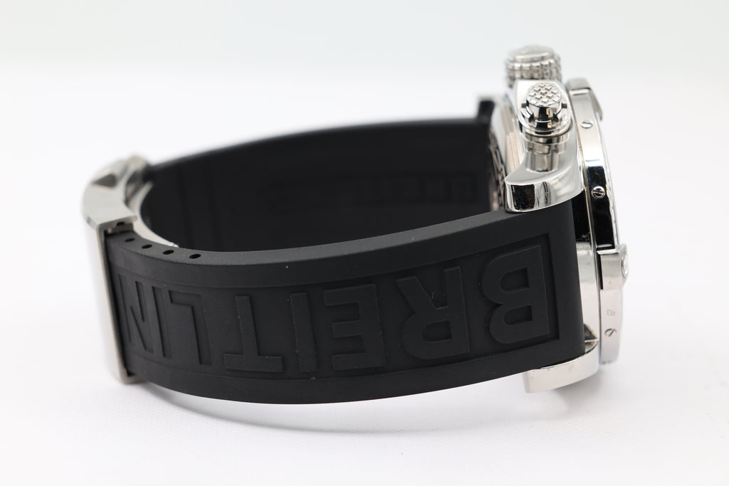 Breitling - Avenger – Black – A13380 – 2000