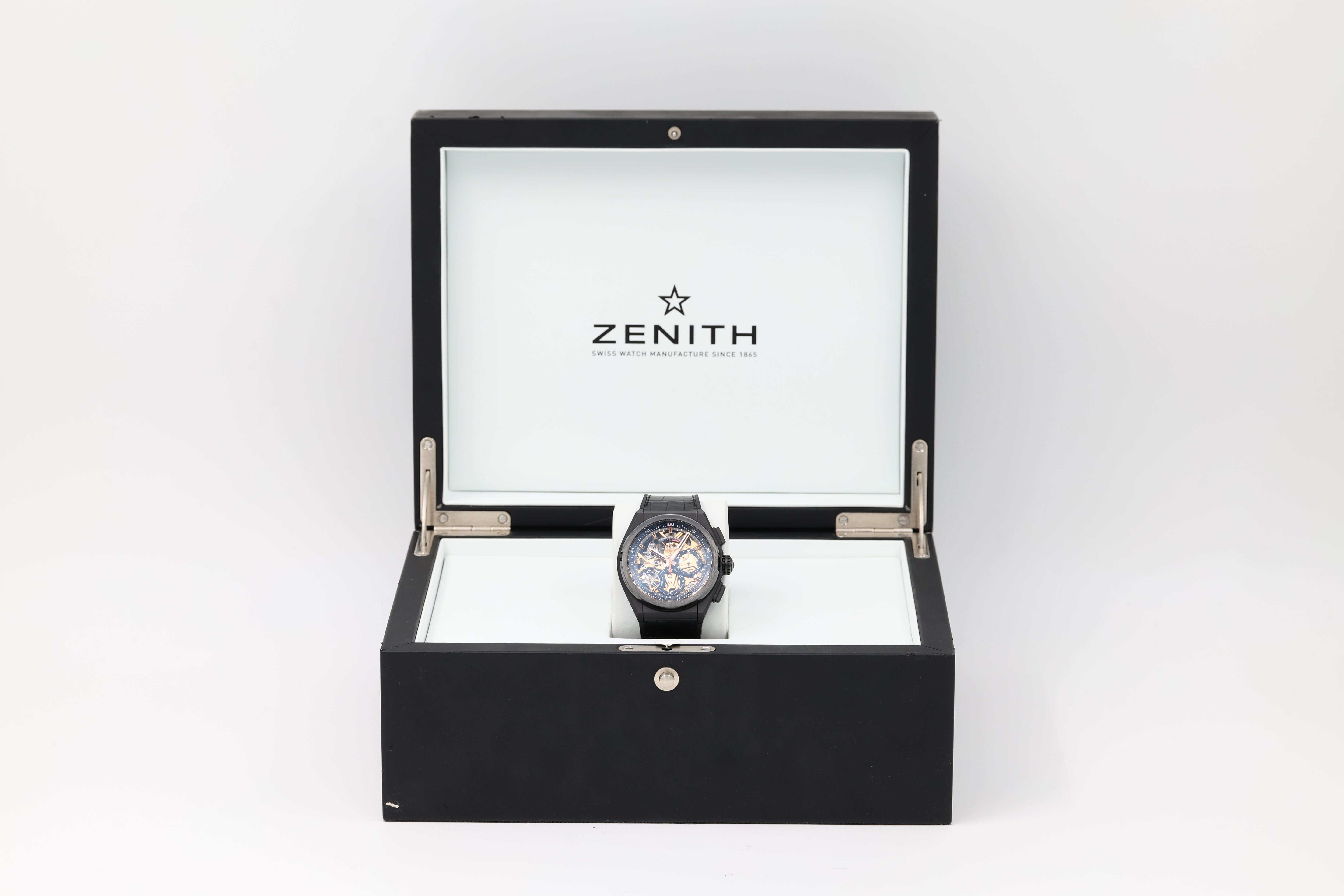 Zenith Defy - El Primero 21 - Park Lane Edition – Skeleton Gold – 49.9005.9004/72.R582 – 2022