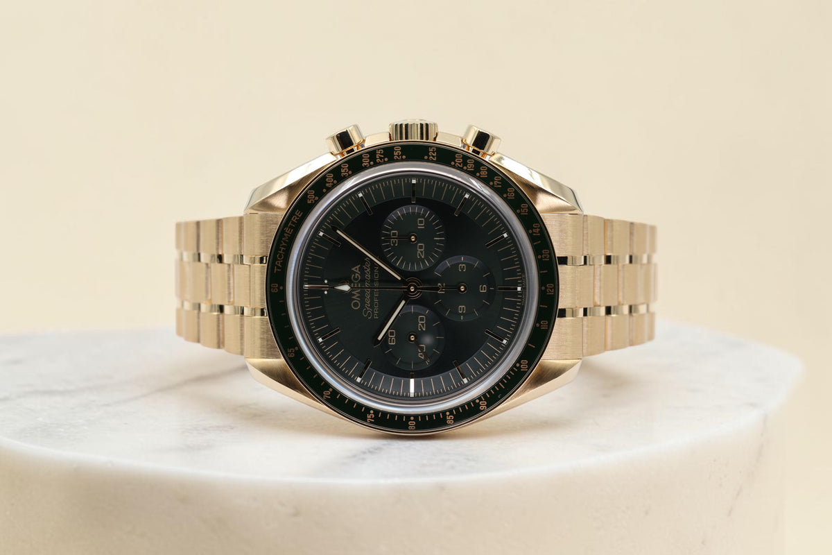 Omega - Speedmaster Professional Moonwatch – Green – 3106042501001 – 2026
