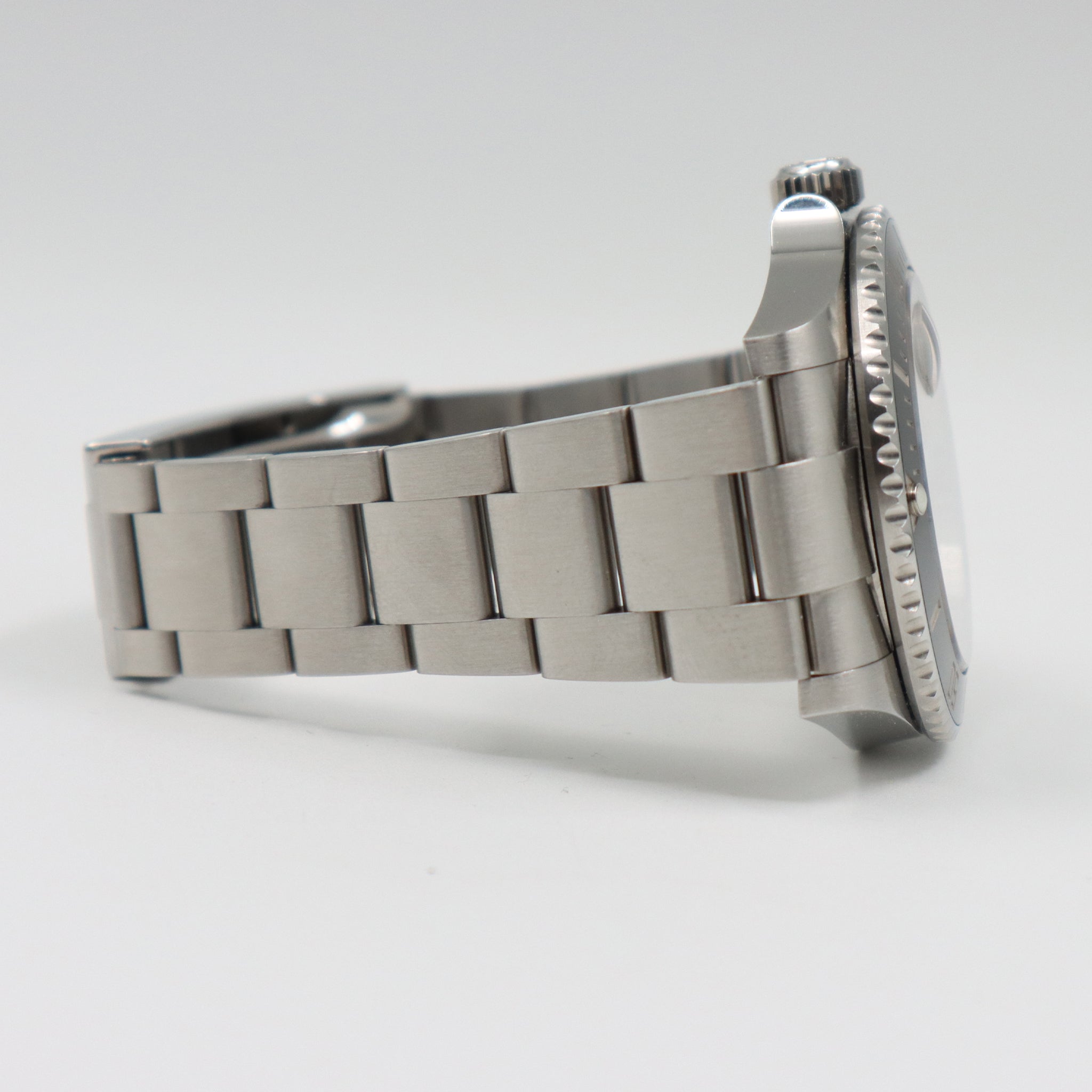 Rolex- Sub Date - 126610LN