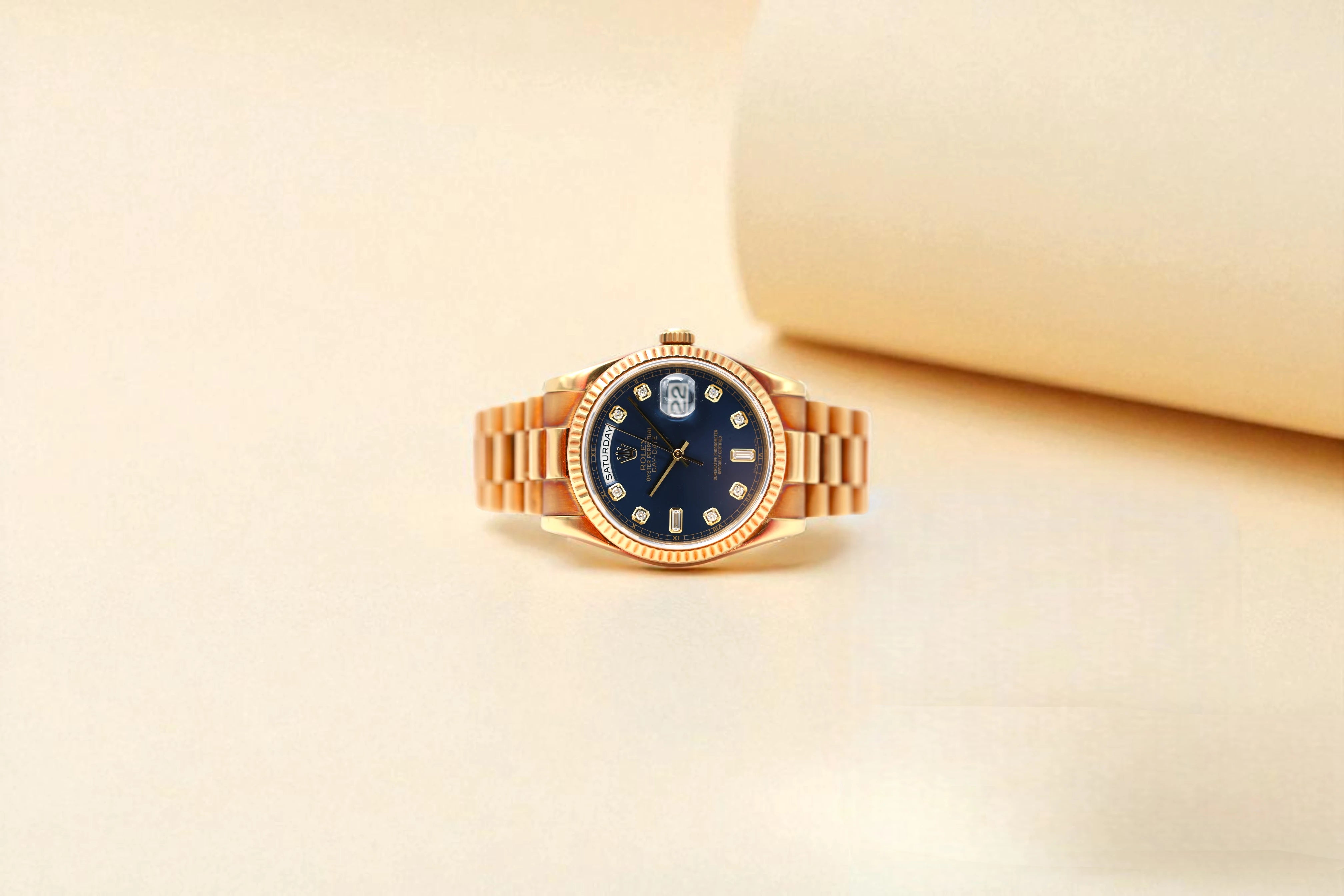 Rolex - Day-Date - Blue Sunburst Diamond Dial - 118238