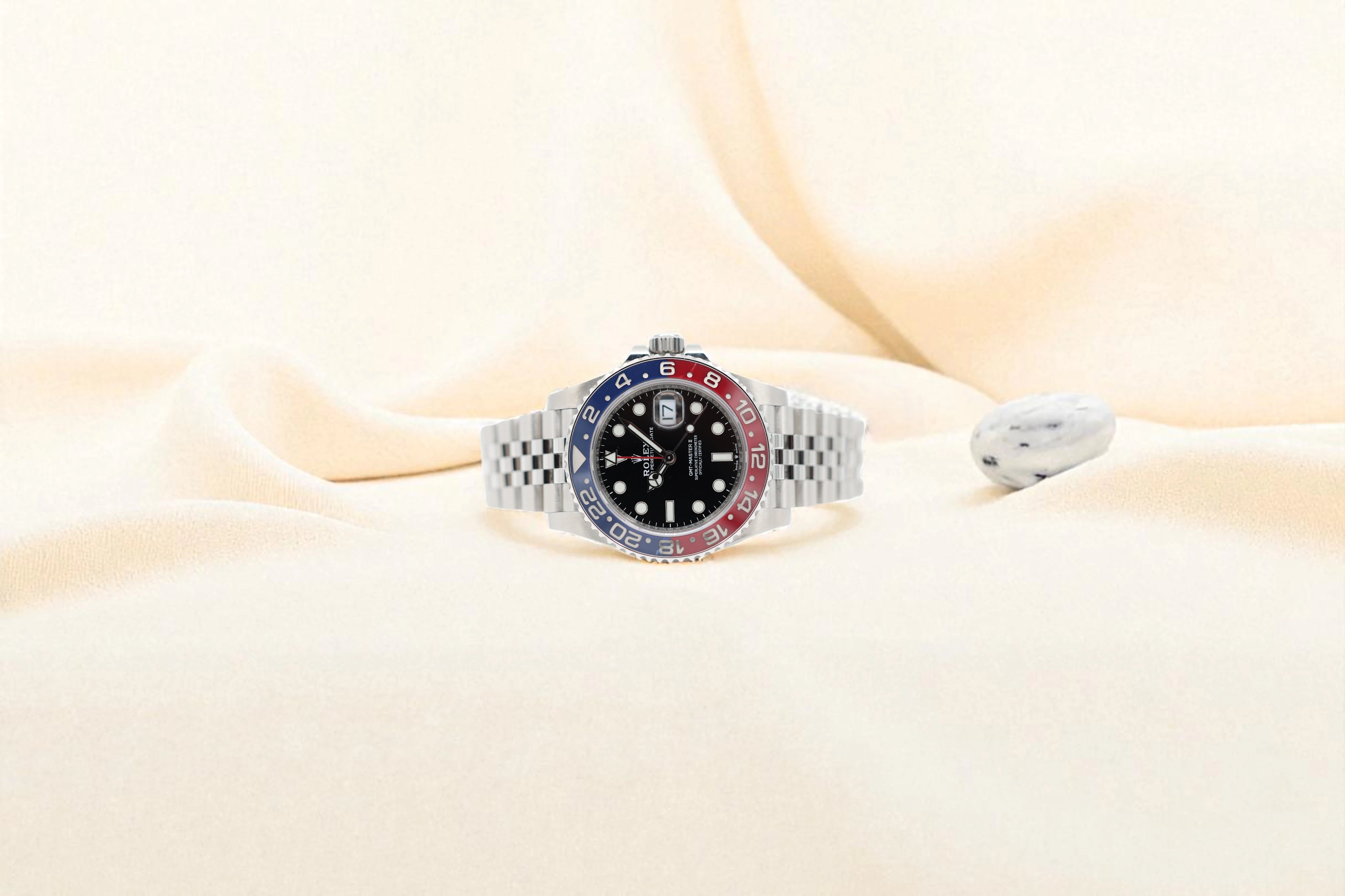 Rolex - GMT-Master II - "Pepsi" - 126710BLRO - 2021