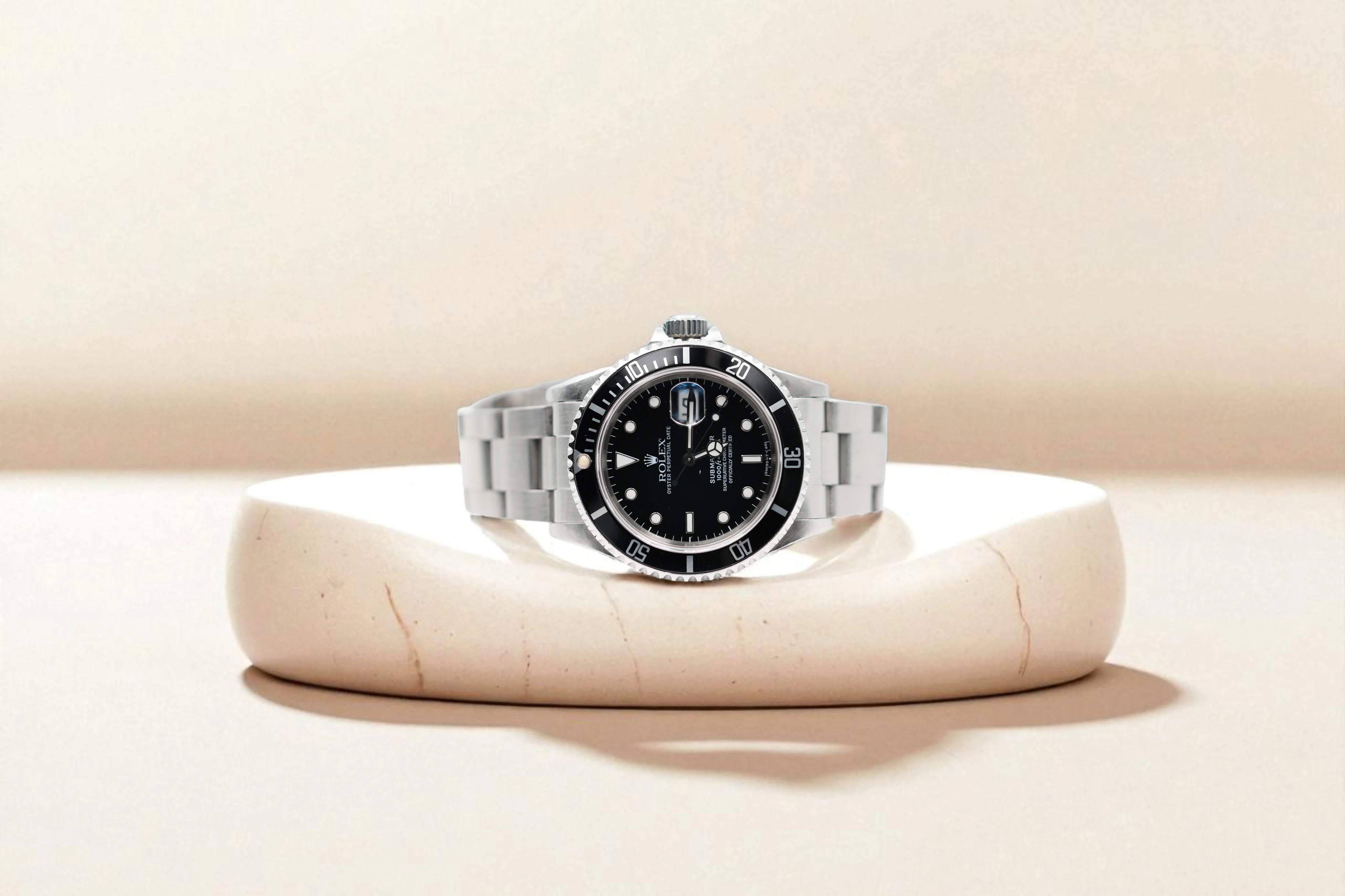 Rolex - Submariner Date - Black Dial - 16610