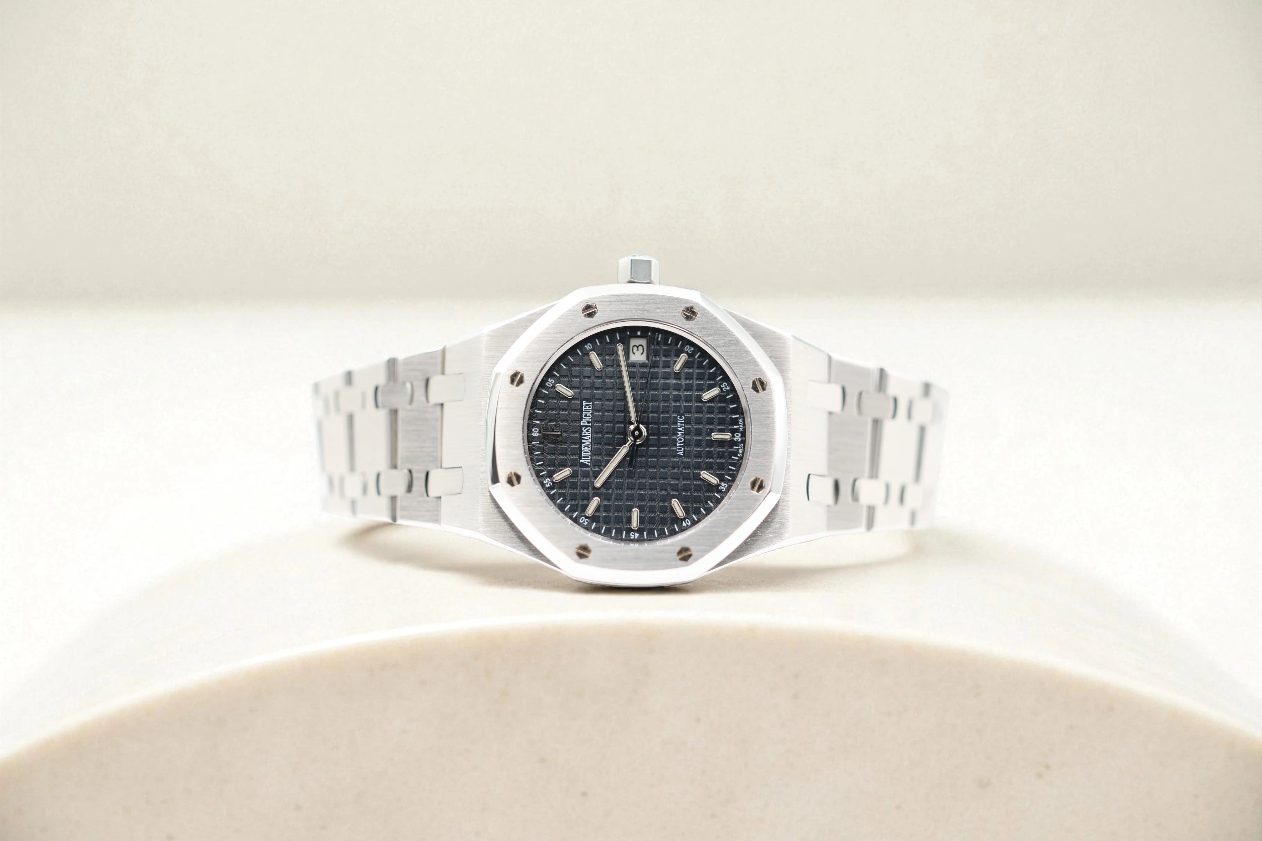 Audemars Piguet - Royal Oak - Blue Dial - 14790ST - 2001