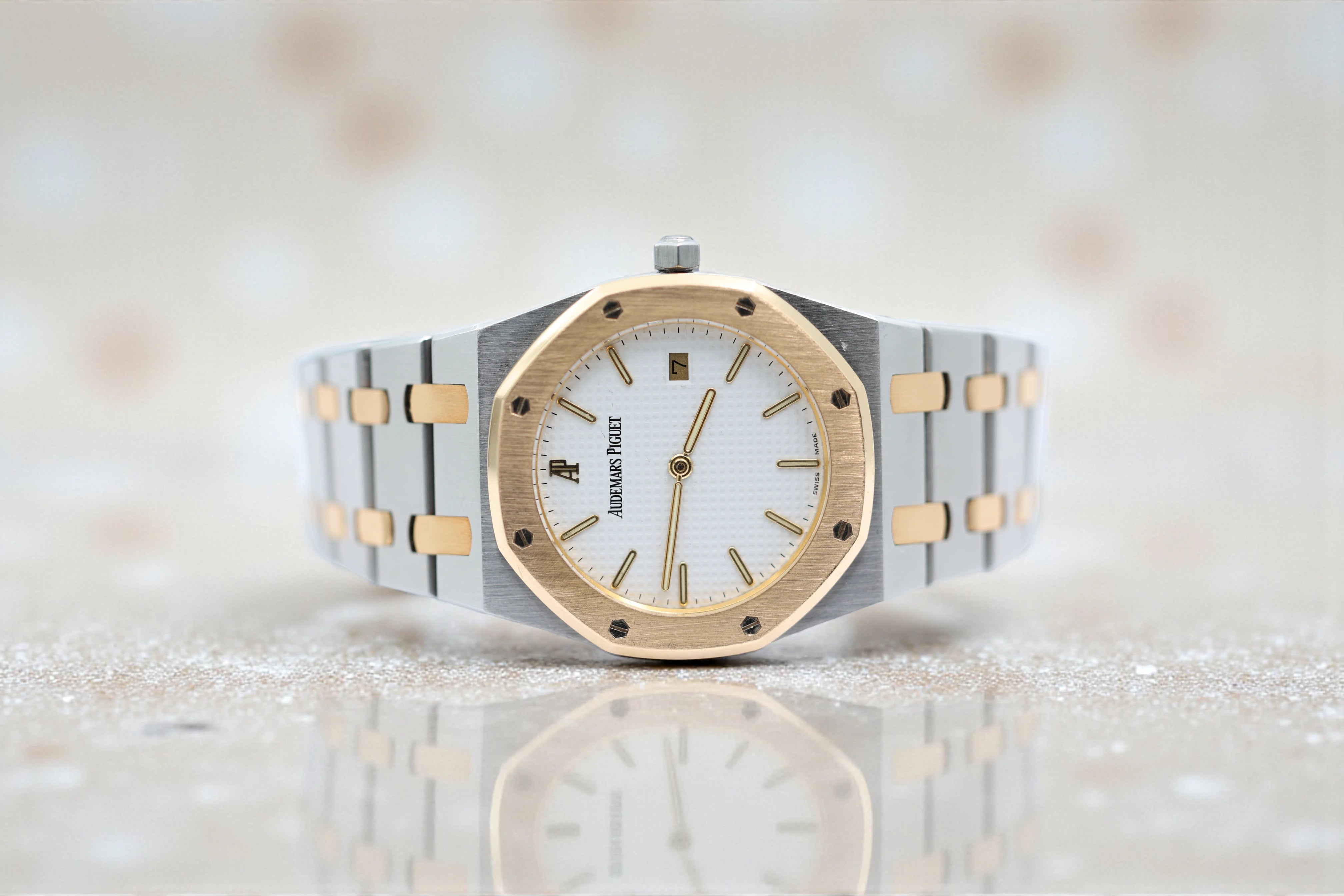 Audemars Piguet - Royal Oak - White Dial - 56175SA - Circa 1994