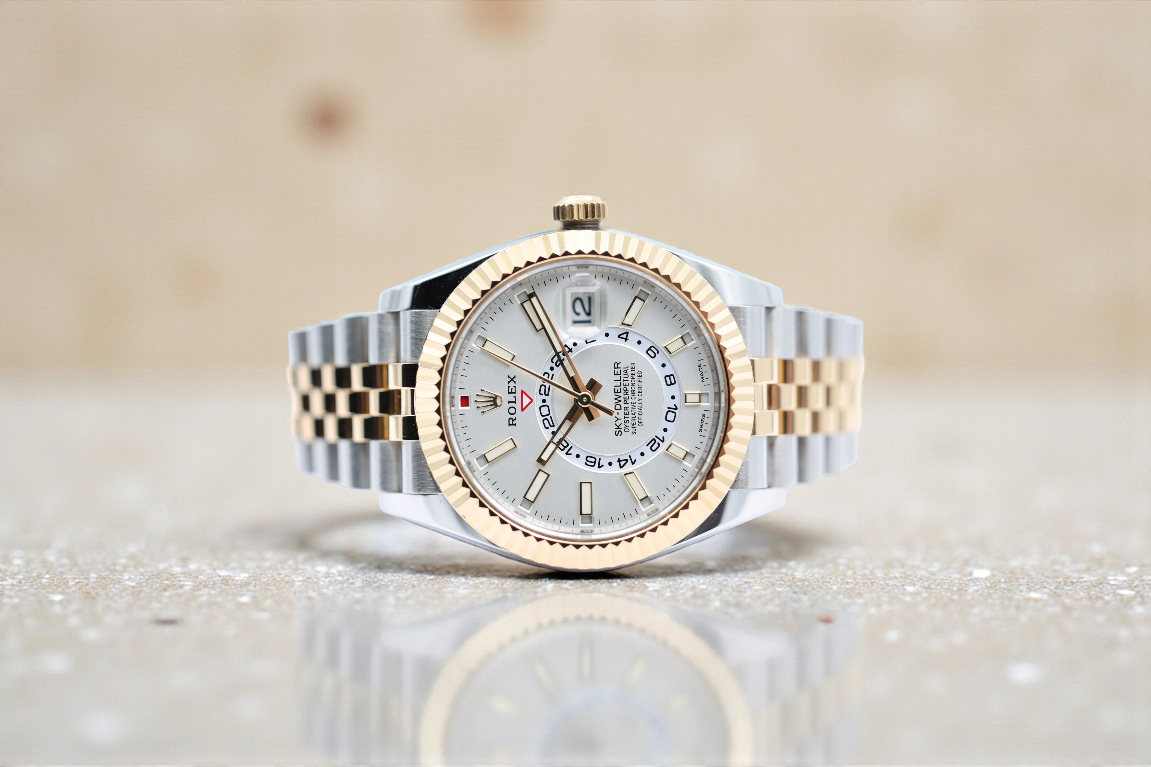 Rolex - Sky-Dweller - White Dial - 326933 - 2022