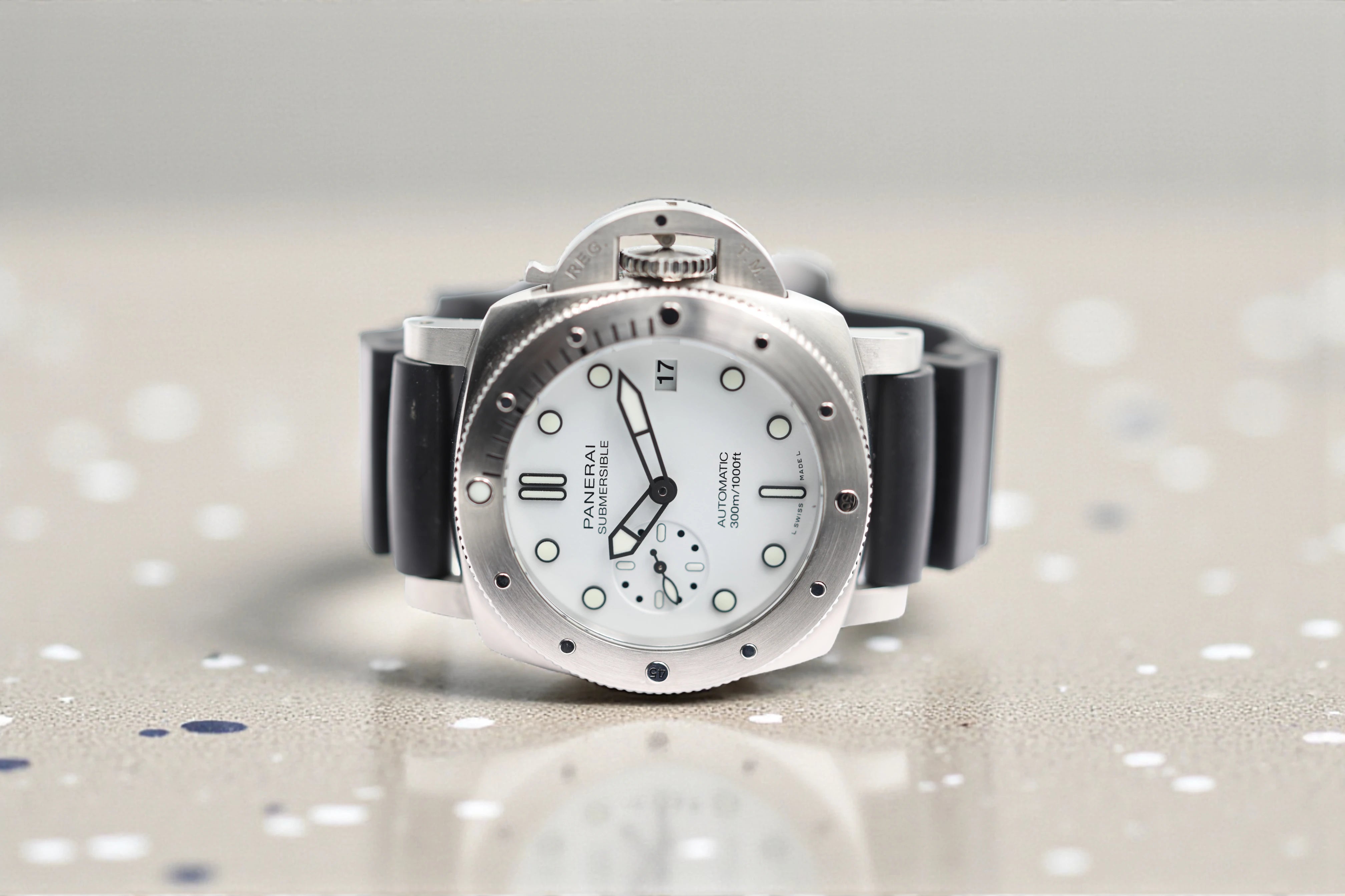 Panerai - Submersible - White Dial - PAM02223 - 2024