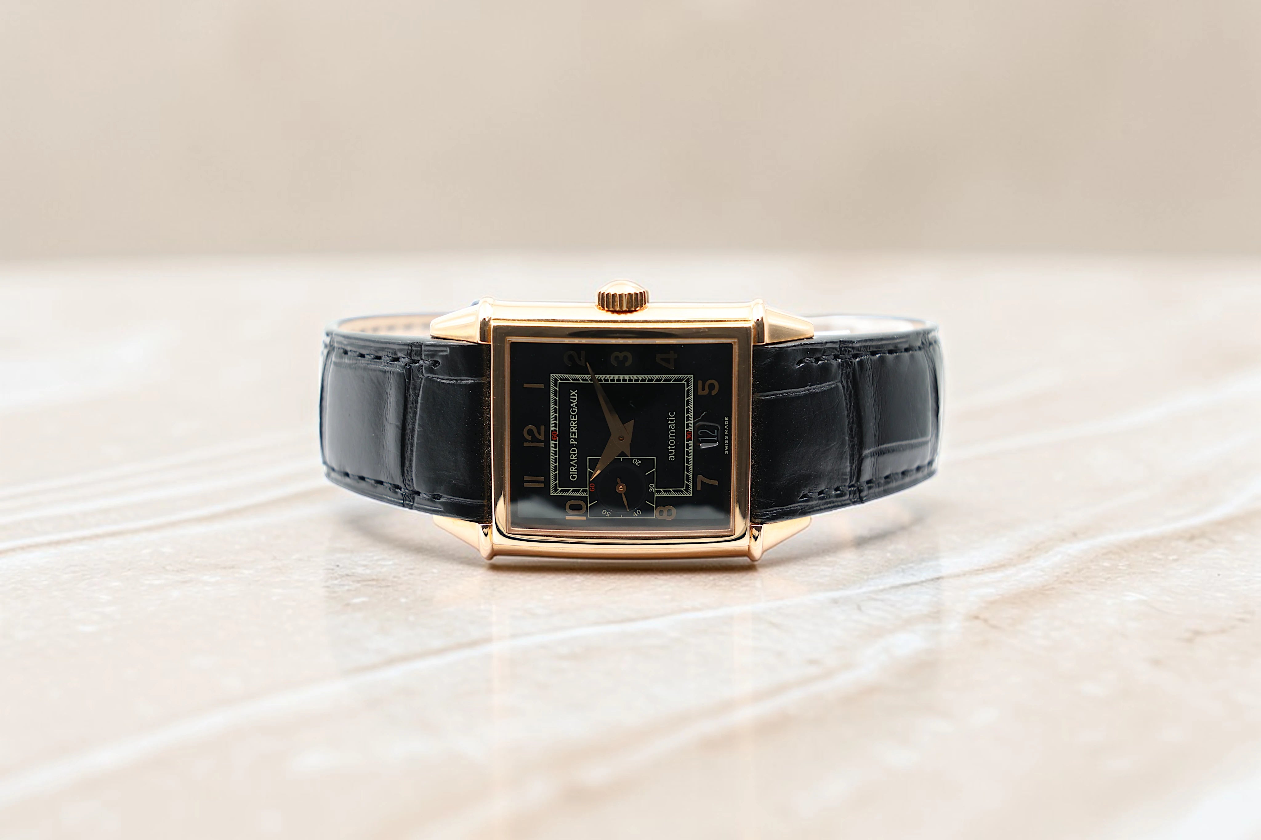 Girard-Perregaux - 1945 - Black Dial - 25960.0.52.6756 - 2002