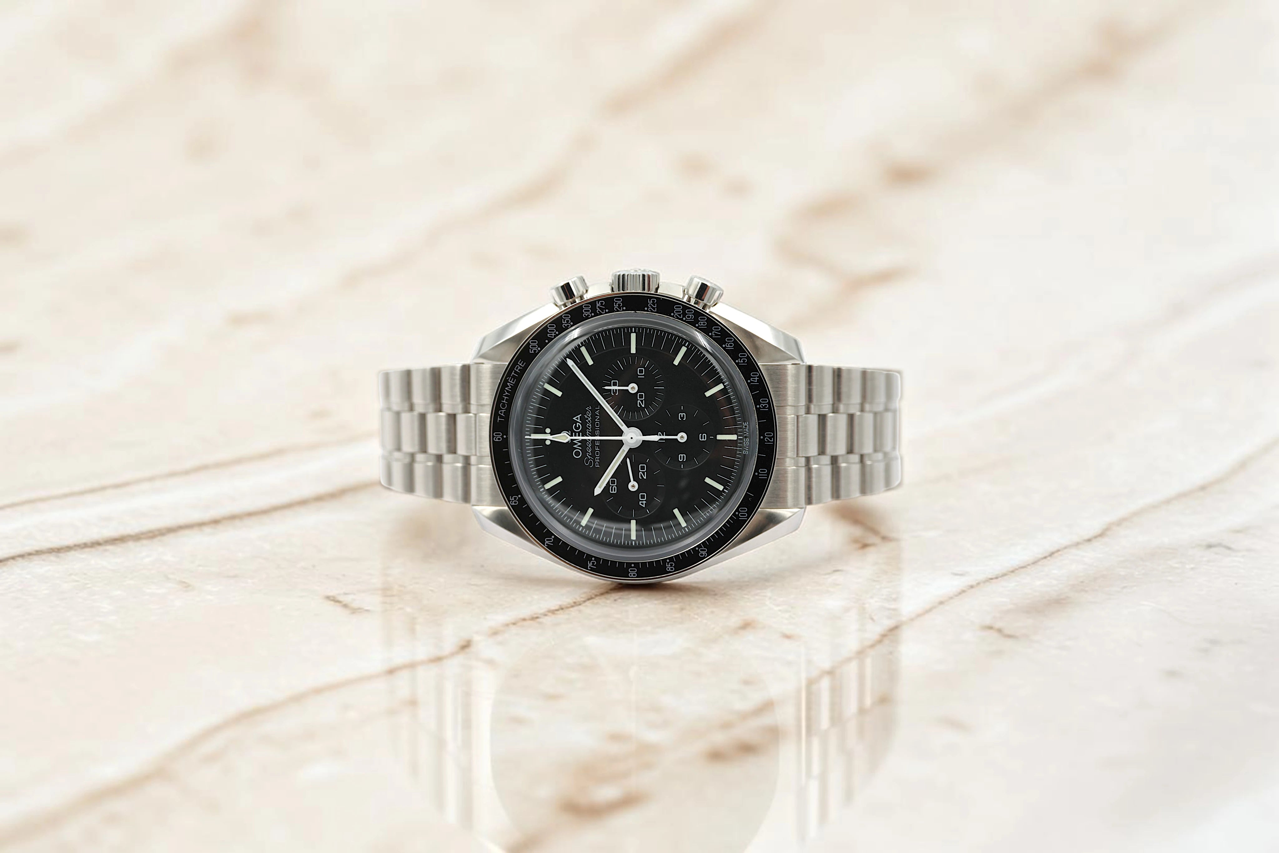 Omega - Speedmaster Professional Moonwatch - Black Dial - 310.30.42.50.01.001 - 2023