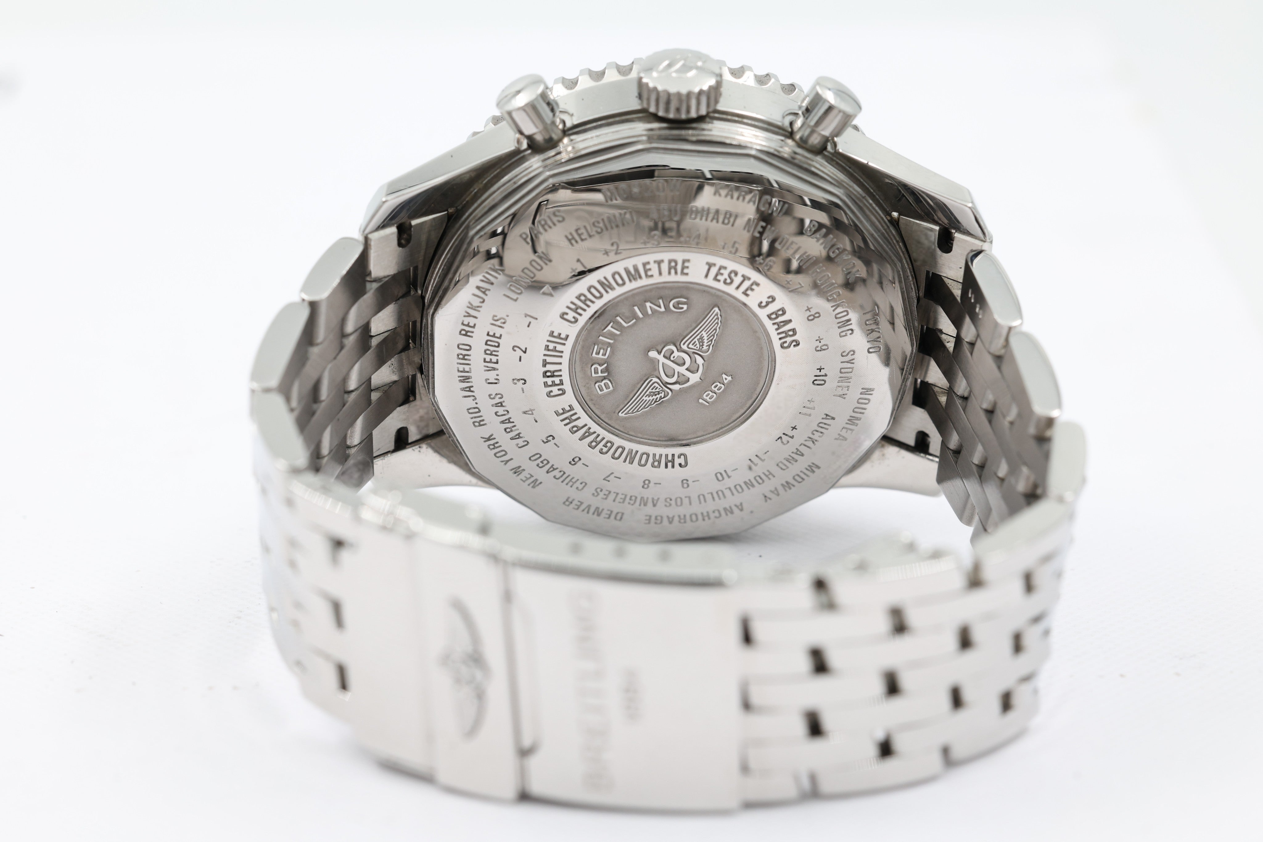 Breitling - Navitimer World - Black Dial - A2432212/B726 - 2013
