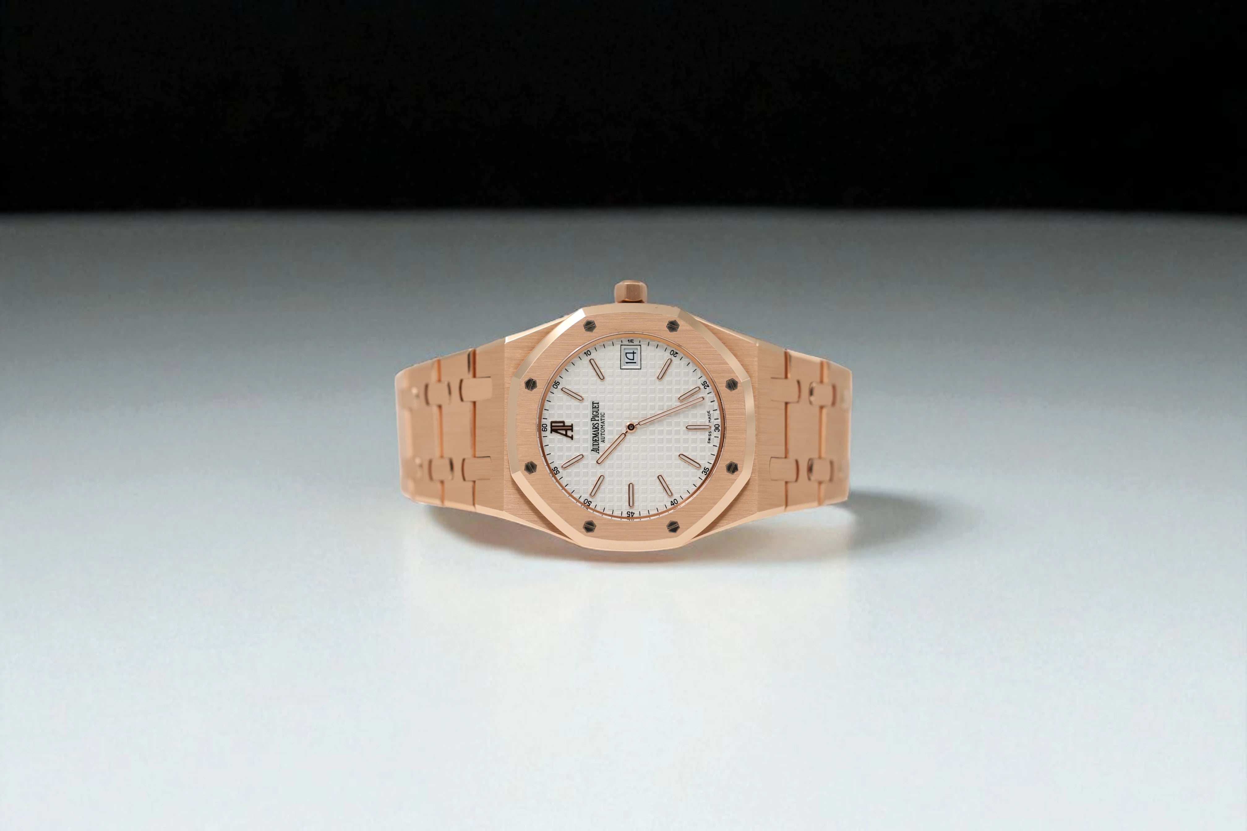 Audemars Piguet - Royal Oak Extra-Thin - White Dial - 15202OR