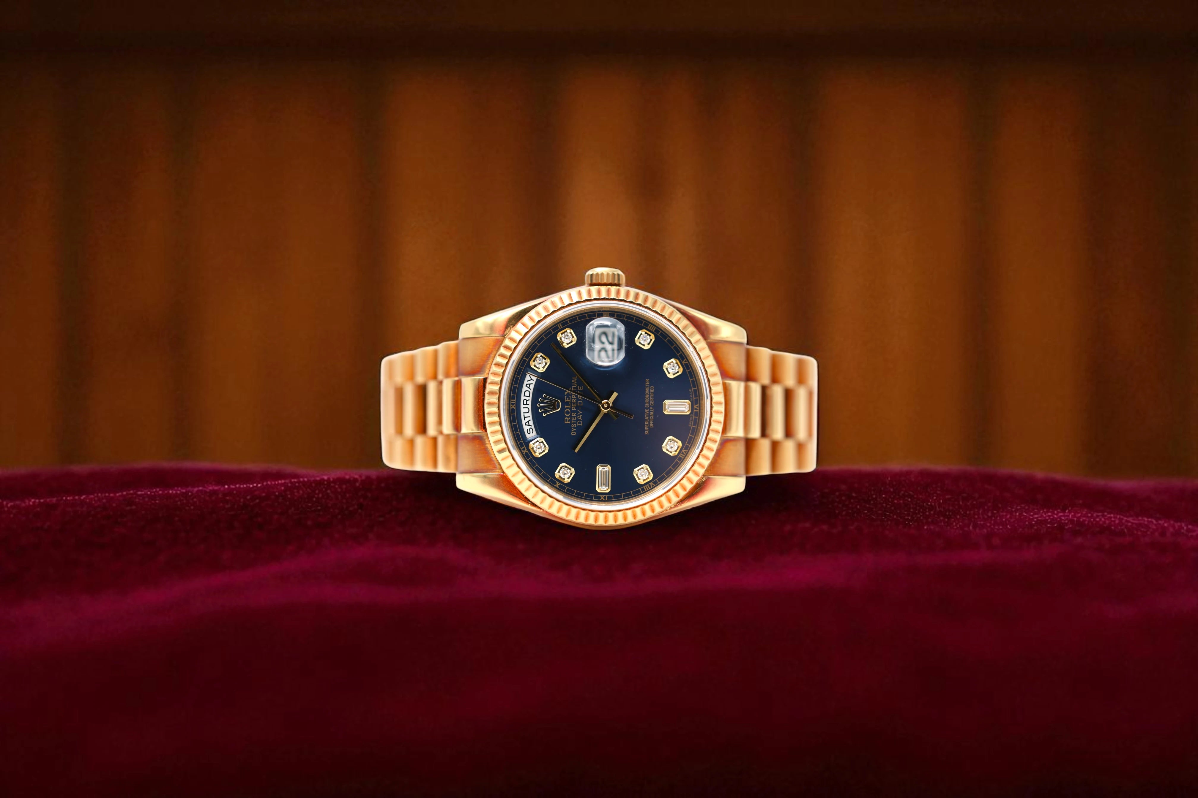 Rolex - Day-Date - Blue Sunburst Diamond Dial - 118238