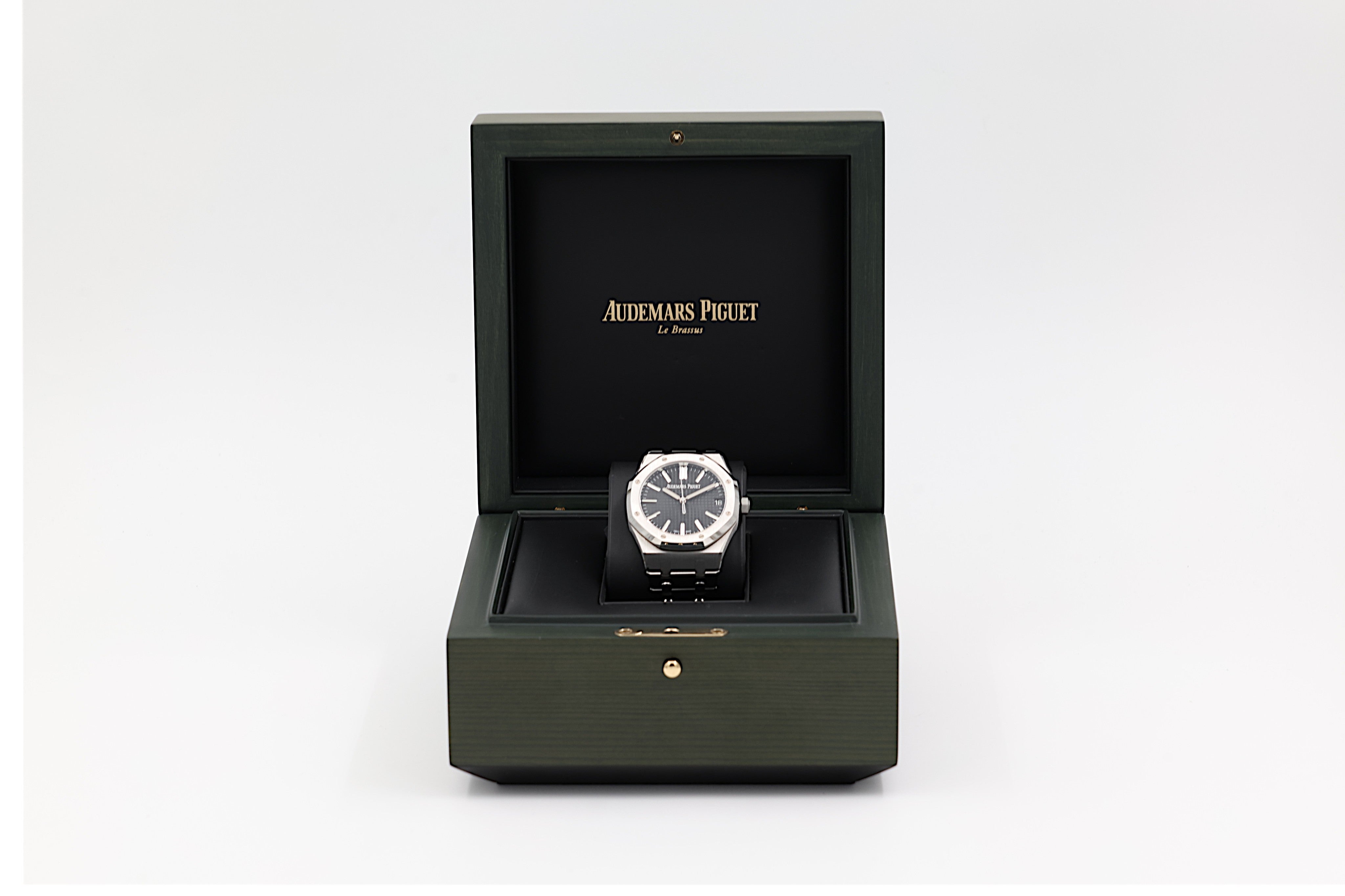 Audemars Piguet - Royal Oak - Black Dial - 15510ST - 2023
