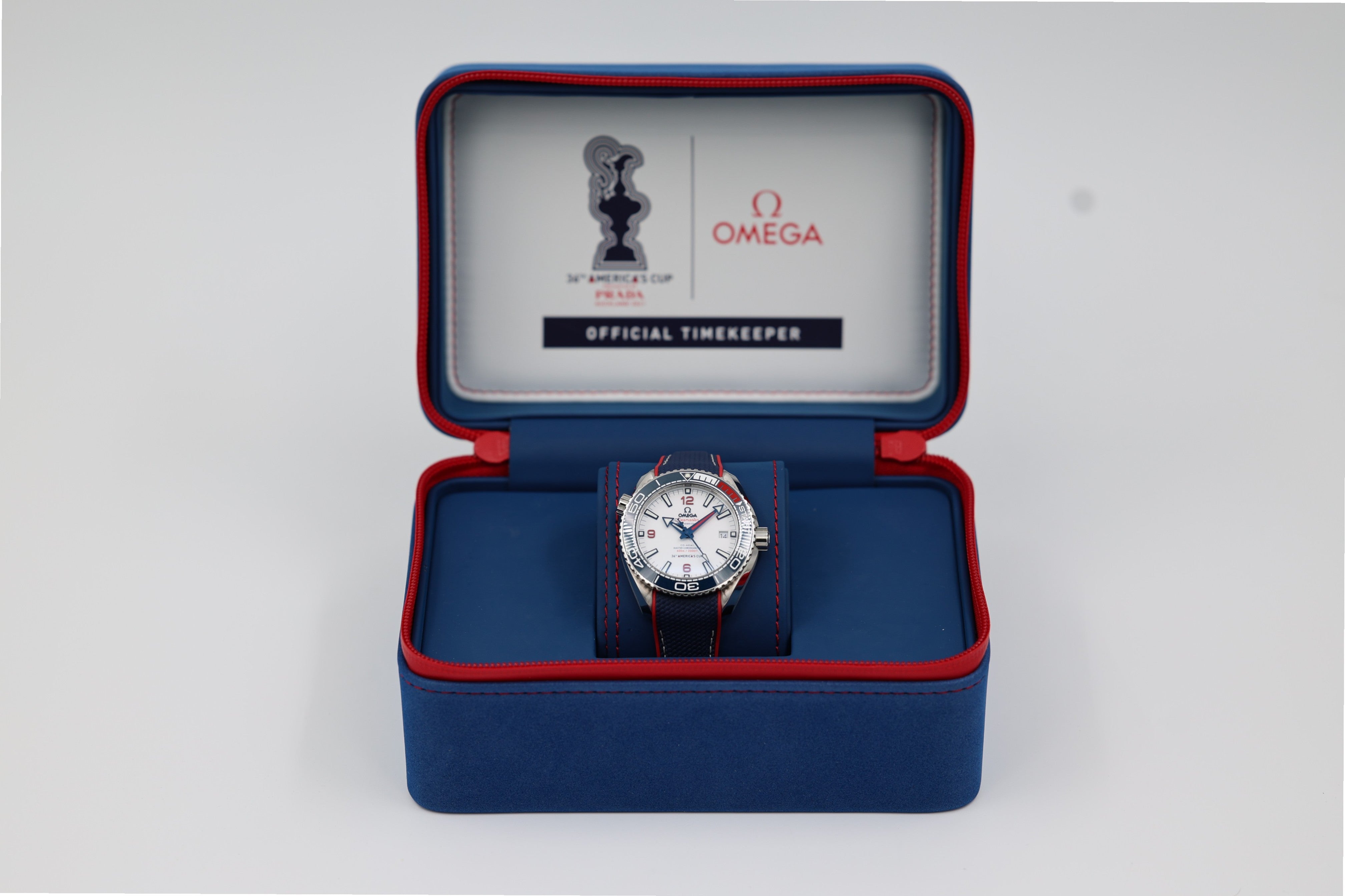 Omega - Seamaster Planet Ocean America's Cup - White Dial - 215.32.43.21.04.001 - 2020